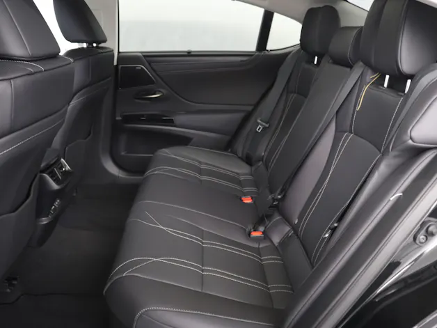 Lexus ES 300h Excellence