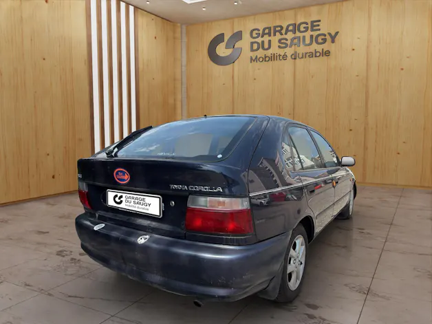 Toyota Corolla Compact 1.3 XLi