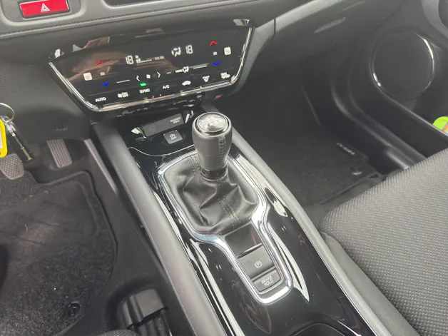 HONDA HR-V 1.6i-DTEC Elegance