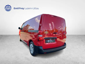 https://vehicle.imgix.net/4431048/1224a0c7-35b5-4208-af10-630888363c20.jpg
