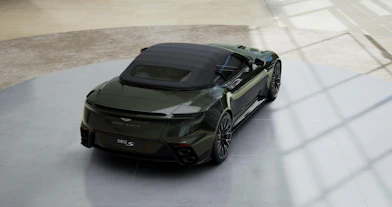 https://vehicle.imgix.net/4431053/172bd173-4659-4da5-a6b2-0b925dde40f2.jpg