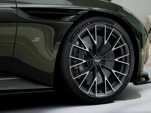 ASTON MARTIN DB12 Volante 4.0 S V8 Bi-Turbo