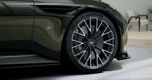 Fahrzeugbild ASTON MARTIN DB12 Volante 4.0 S V8 Bi-Turbo