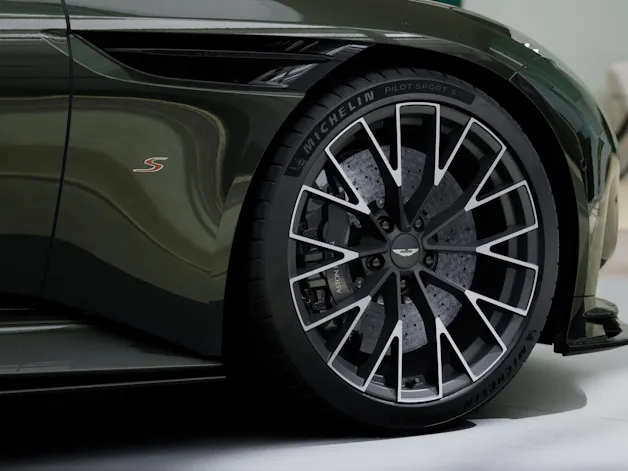 ASTON MARTIN DB12 Volante 4.0 S V8 Bi-Turbo