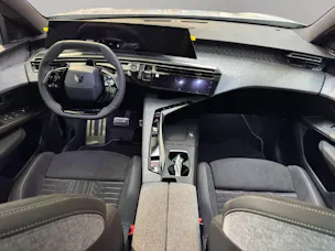 PEUGEOT 3008 1.6 PHEV 225 GT Exclusive