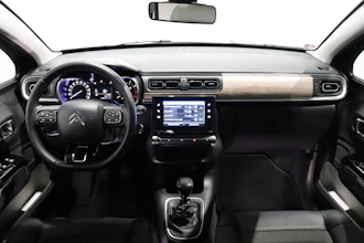 https://vehicle.imgix.net/4431139/3a8d7703-ea42-480f-be7f-299c14781930.JPG