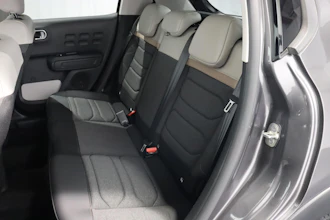https://vehicle.imgix.net/4431139/63d5e4db-19db-43a3-be2b-046baaefd9c8.JPG