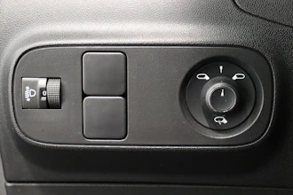 https://vehicle.imgix.net/4431139/c5cf24e2-f560-4e4d-ac09-4dbb38f9e818.JPG