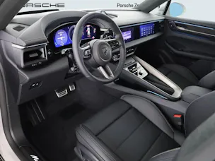 PORSCHE Macan Turbo