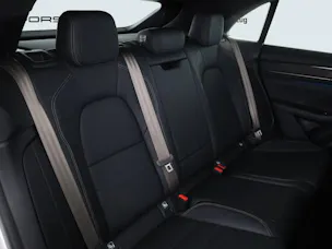 PORSCHE Macan Turbo