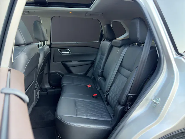Nissan X-Trail 1.5 VC-T Unplugged Limited Edition e-4orce 7-Plätzer