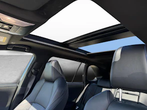https://vehicle.imgix.net/4431190/02f383c9-2376-4fac-81bd-00d21863387d.jpg