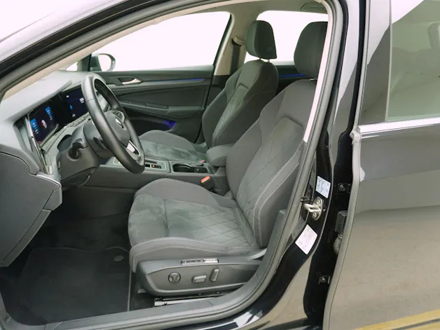 VW Golf 8 1.5 eTSI DSG Style