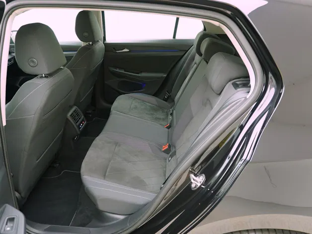 VW Golf 8 1.5 eTSI DSG Style
