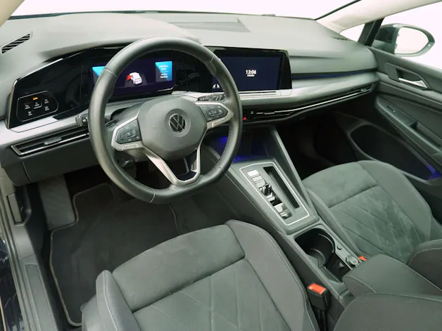 VW Golf 8 1.5 eTSI DSG Style