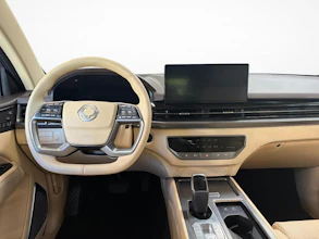 https://vehicle.imgix.net/4431374/0b88a675-9560-4c91-aa5b-a793587da1e7.jpg