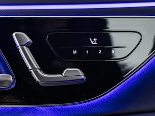 MERCEDES-BENZ E 220 d 4MATIC