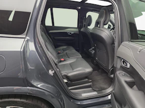 https://vehicle.imgix.net/4431399/c6667a42-897d-418d-b958-1968a8eef990.jpg