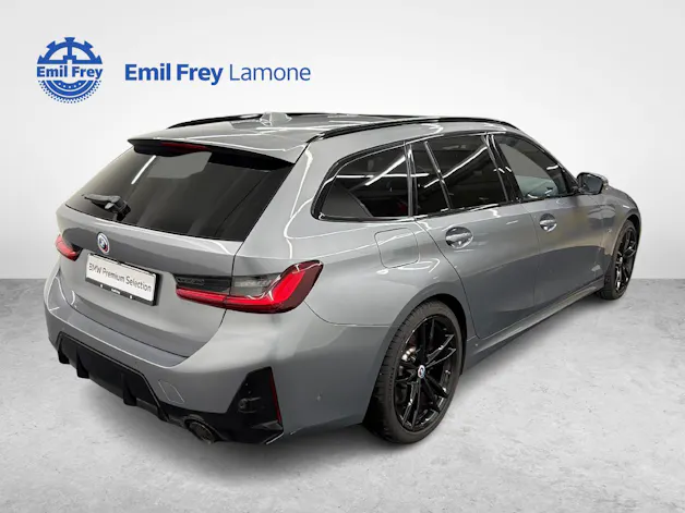 BMW 330e xDrive Touring