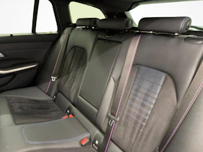 https://vehicle.imgix.net/4431424/45fcef60-b902-4c69-888b-bc14956b8d35.jpg