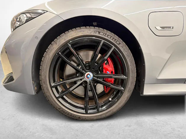 BMW 330e xDrive Touring