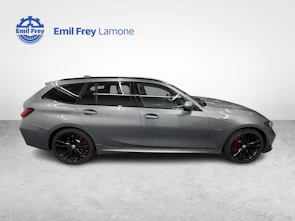 immagine del veicolo BMW 330e xDrive Touring