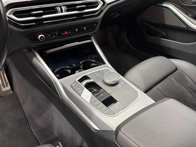 BMW 330e xDrive Touring