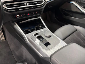 immagine del veicolo BMW 330e xDrive Touring