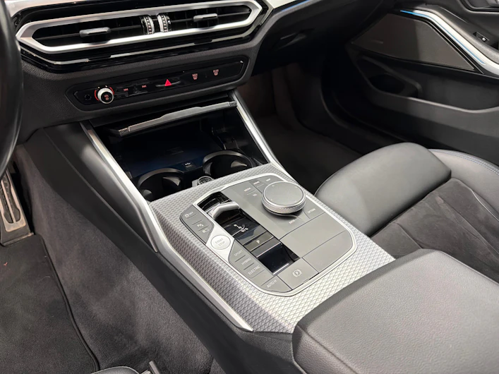 immagine del veicolo BMW 3 SERIES