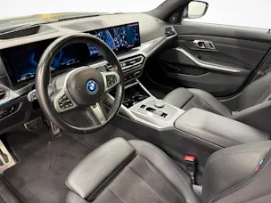 BMW 330e xDrive Touring