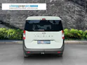 Ford Tourneo Courier 1.0 EcoBoost Titanium
