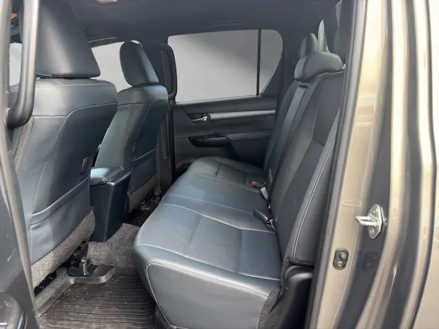 Toyota Hilux Double Cab.-Pick-up 2.8 D-4D 204 Invincible