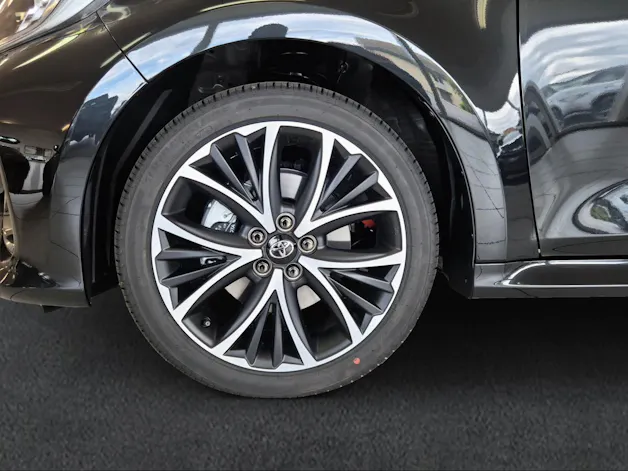 Toyota Yaris 1.5 VVT-i HSD Trend