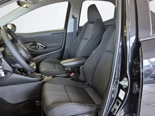 Toyota Yaris 1.5 VVT-i HSD Trend