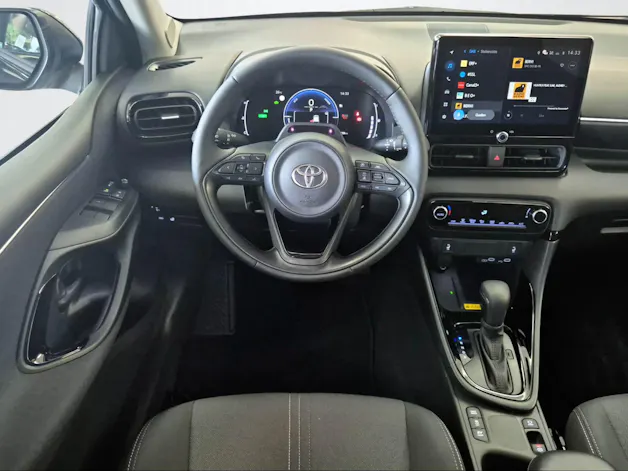 Toyota Yaris 1.5 VVT-i HSD Trend