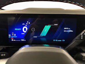https://vehicle.imgix.net/4431533/3764bc9c-4902-49fc-bd9d-e965052c3f56.jpg