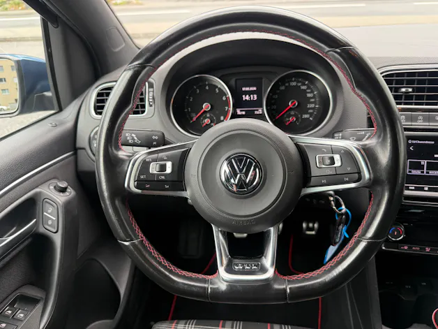 VW Polo 1.8 TSI GTI *BLUE EDITION* MFK* 8-FACH*CH-FZ*LED*