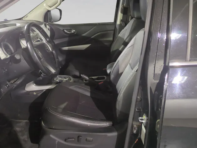 Nissan Navara Double Cab N-Guard 2.3 dCi 4WD Automatic