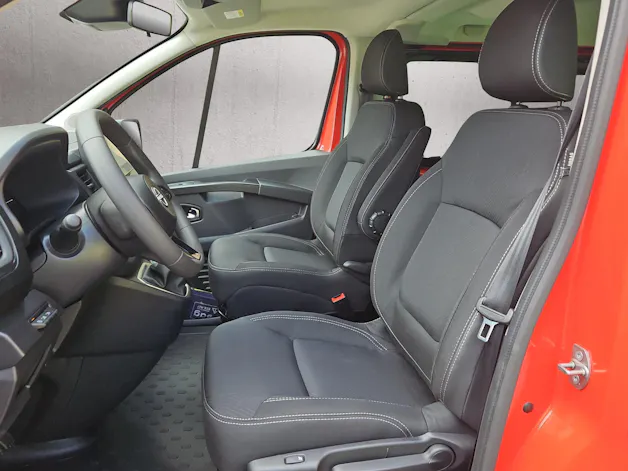 Nissan Primastar DCT 170 L1H1 Tekna 8Plätzer FT