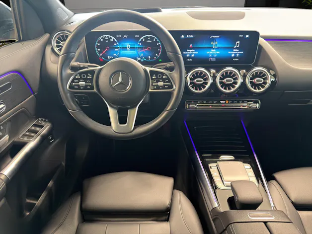 Mercedes-Benz GLA 250 4Matic Progressive 8G-DCT