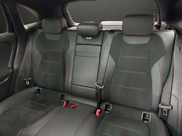 Mercedes-Benz EQA 300 AMG Line 4Matic