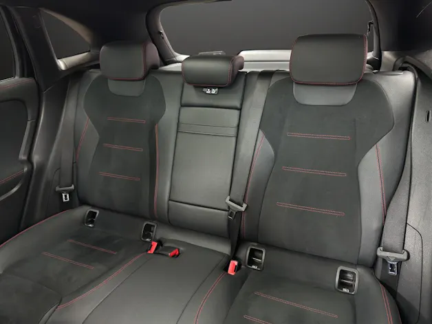 Mercedes-Benz EQA 300 AMG Line 4Matic