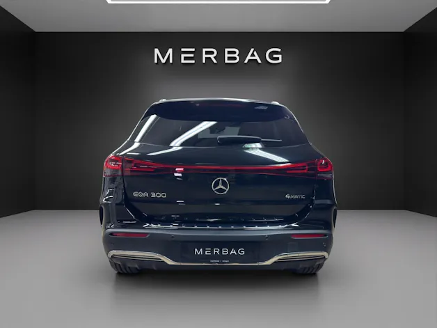 Mercedes-Benz EQA 300 AMG Line 4Matic