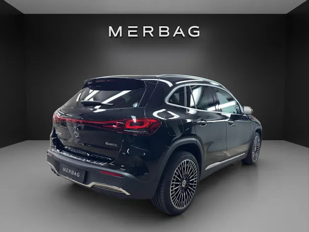 Mercedes-Benz EQA 300 AMG Line 4Matic