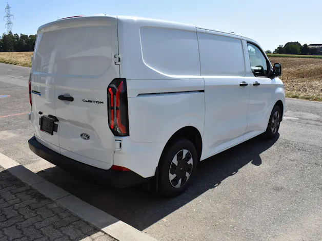 Ford E-Transit C Van 320 L1 Trend 83kWh