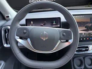 Leapmotor B10 Hybrid EV