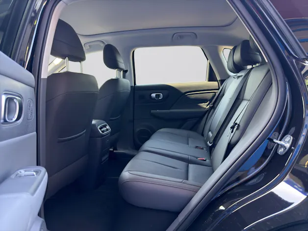 Leapmotor B10 Hybrid EV