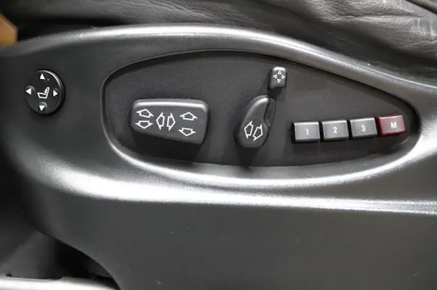BMW X5 4.4i