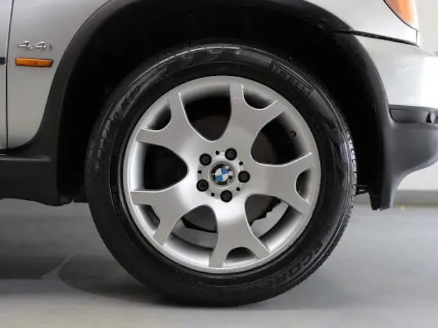 BMW X5 4.4i