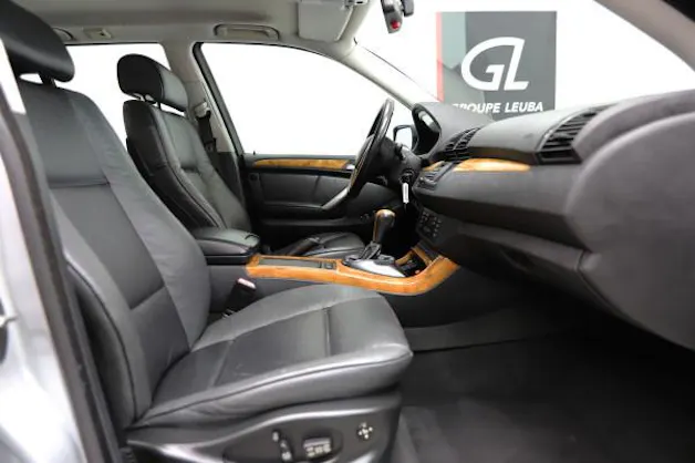 BMW X5 4.4i